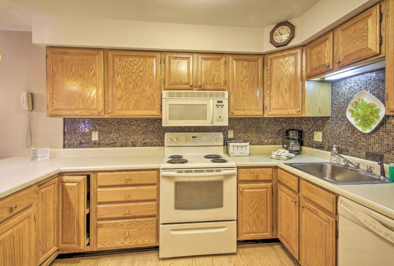 Lincoln Resort Condo With Pool Access - Near Hiking! エクステリア 写真